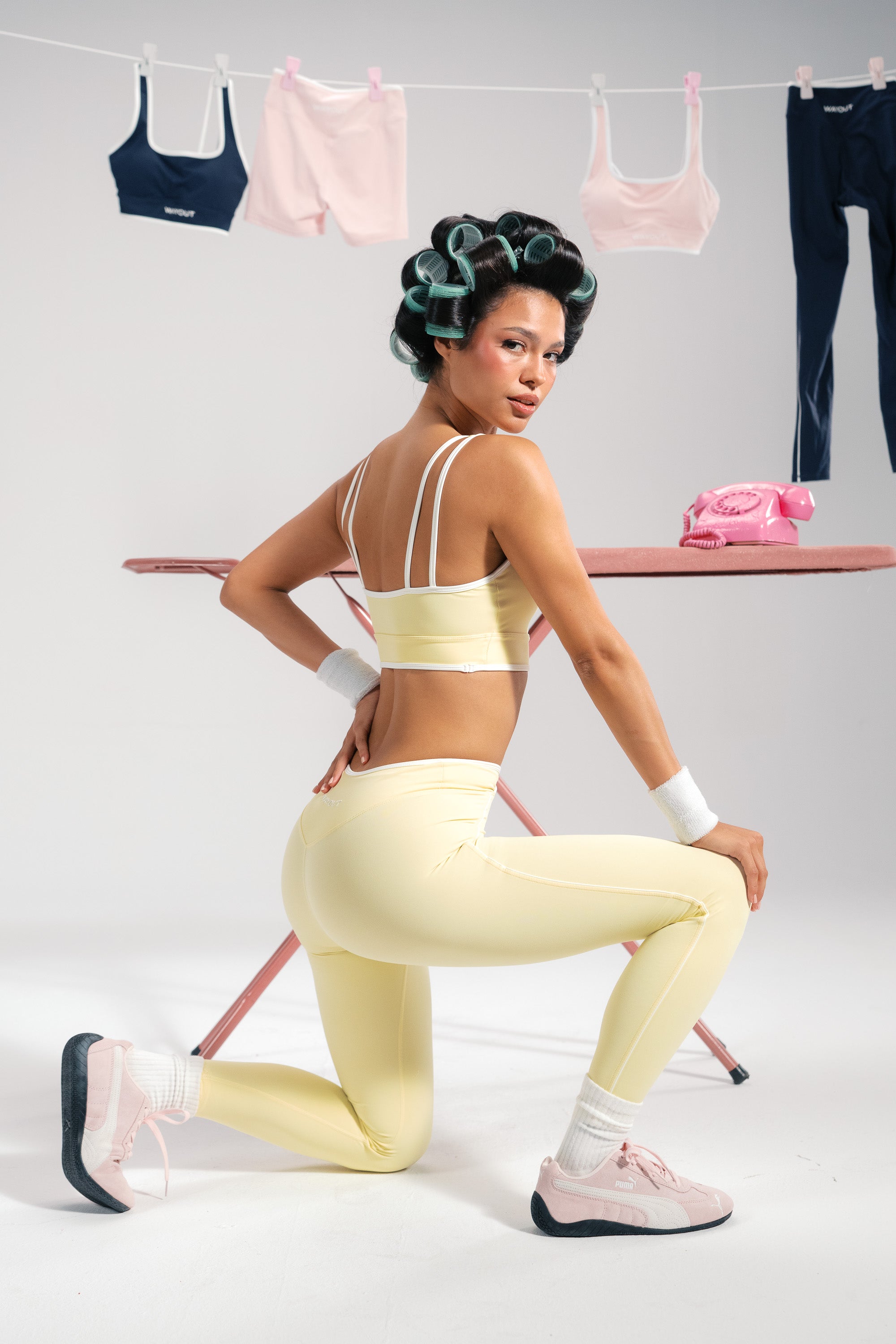Outline Leggings