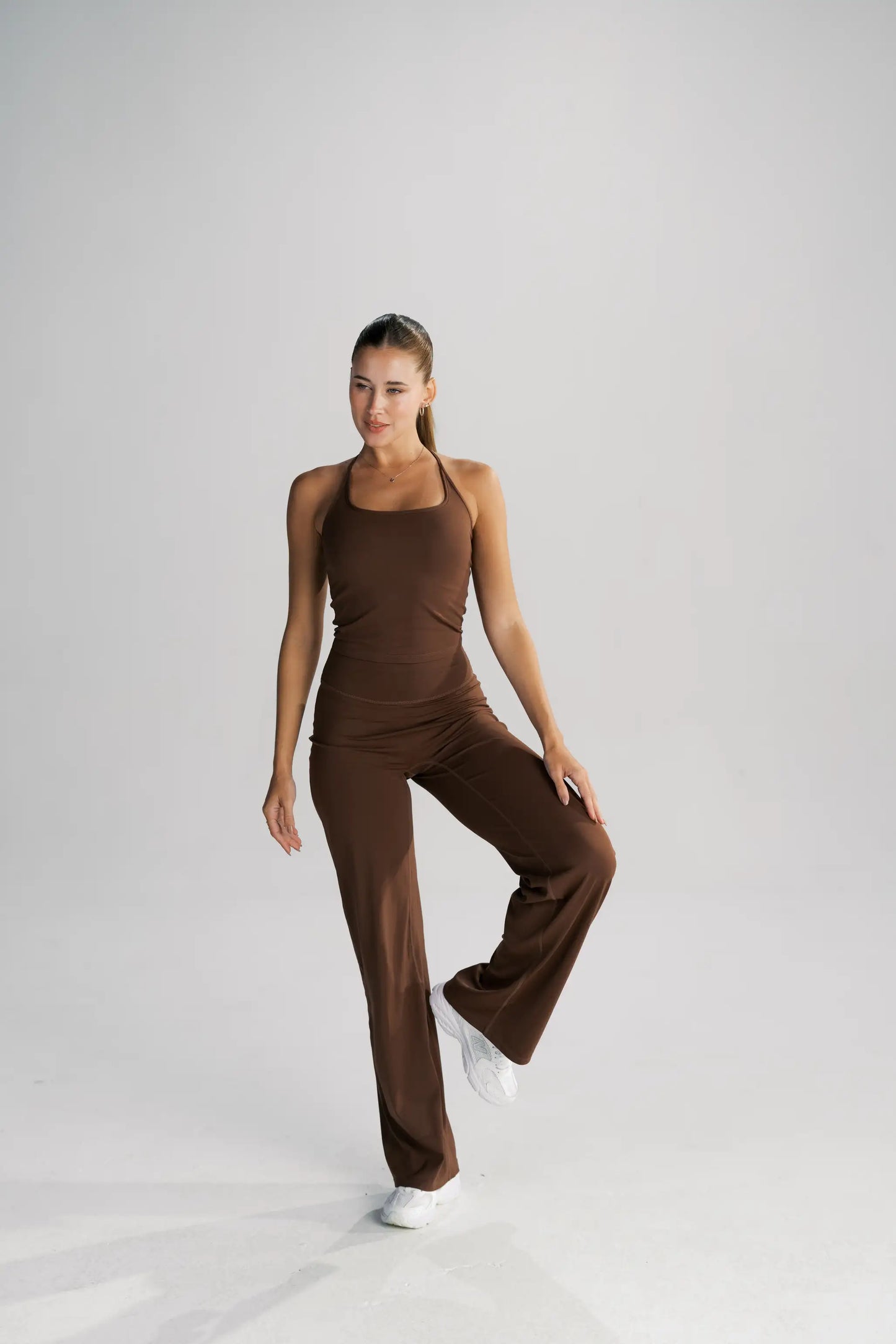 Soft-Form Top & Straight-Leg Pants (Mocha)