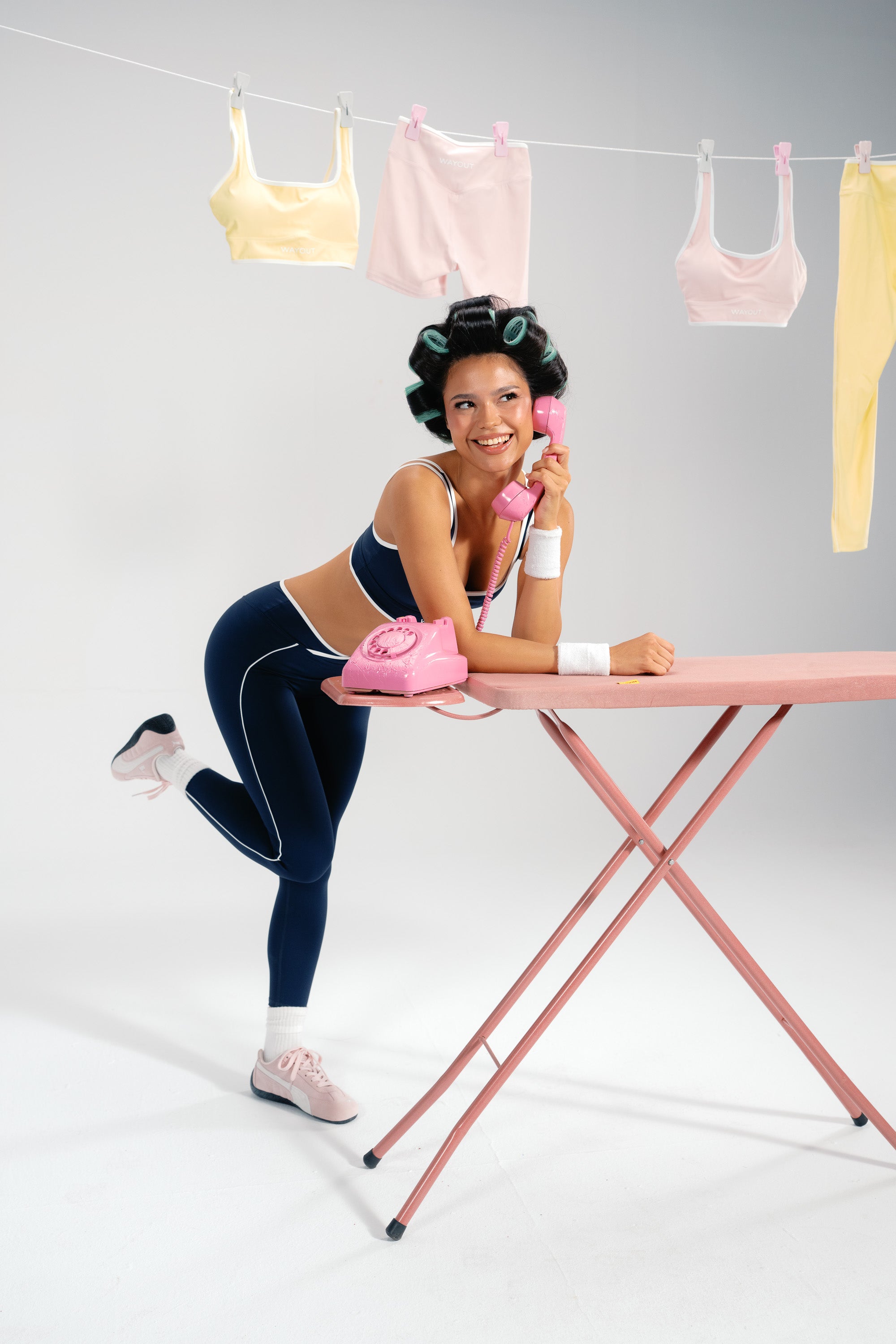 Outline Leggings