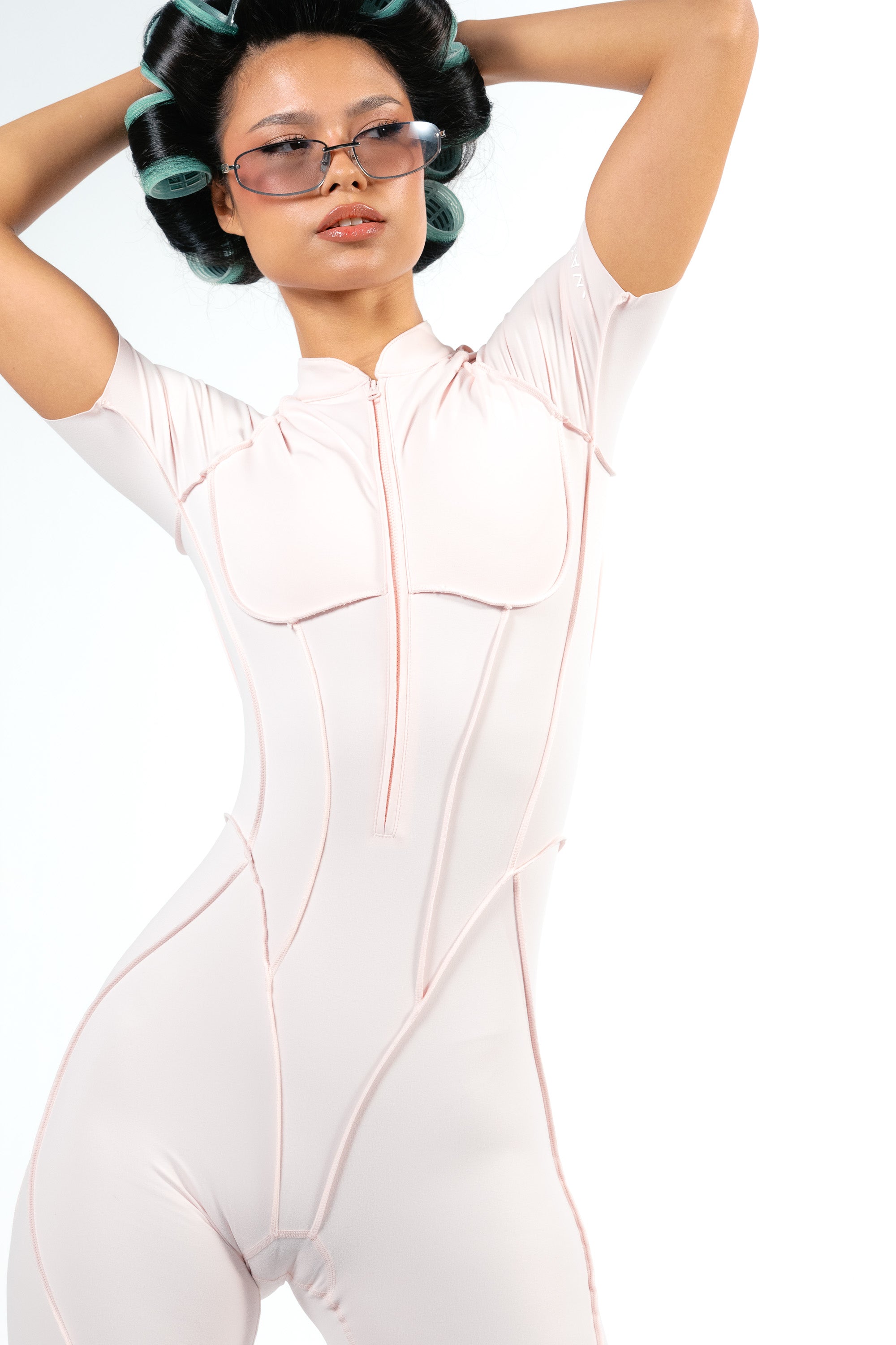 Outline Contour Suit