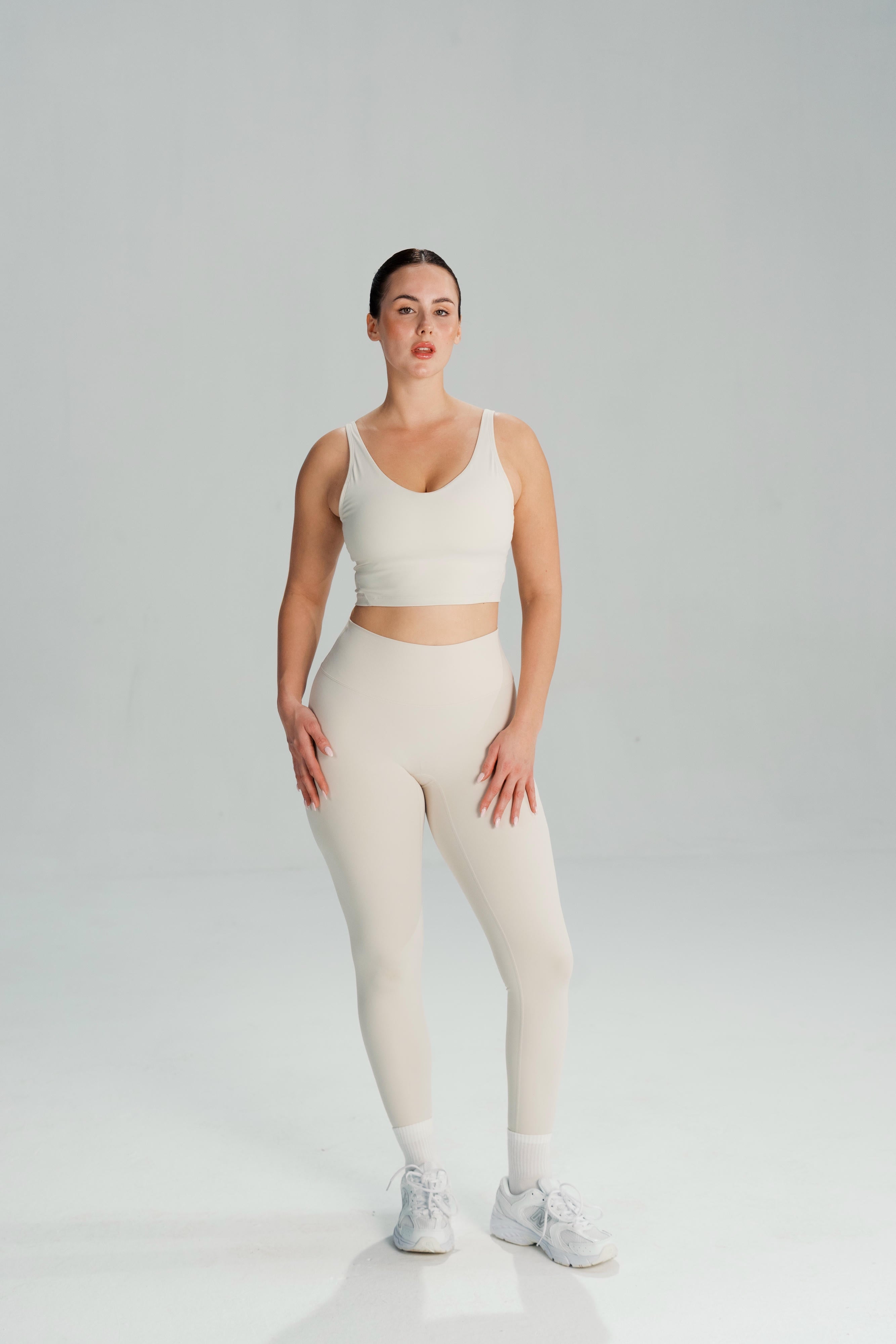 Corset-Form Top & Sculpt Mid-Rise Leggings (Soft Pearl)