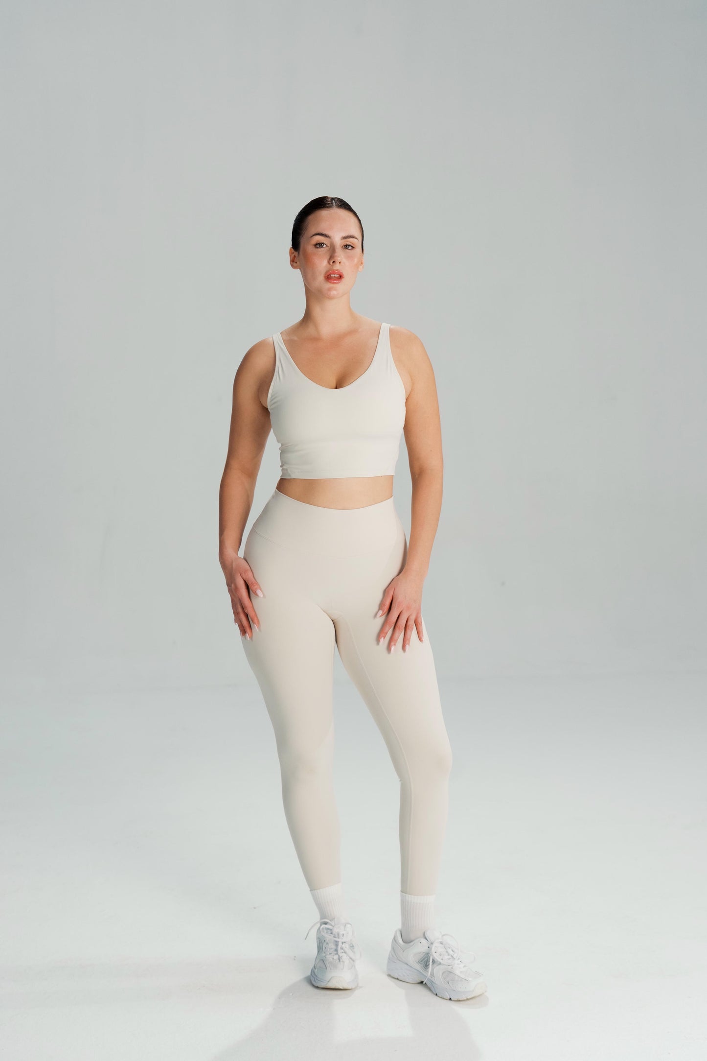 Corset-Form Top & Sculpt Mid-Rise Leggings (Soft Pearl)