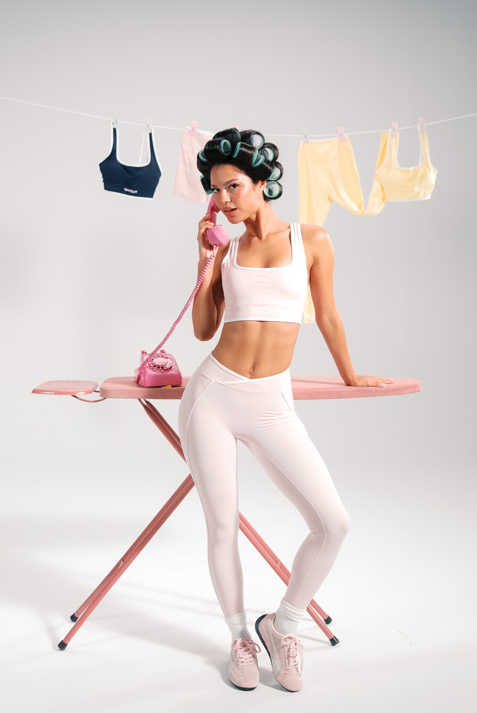 Outline Leggings